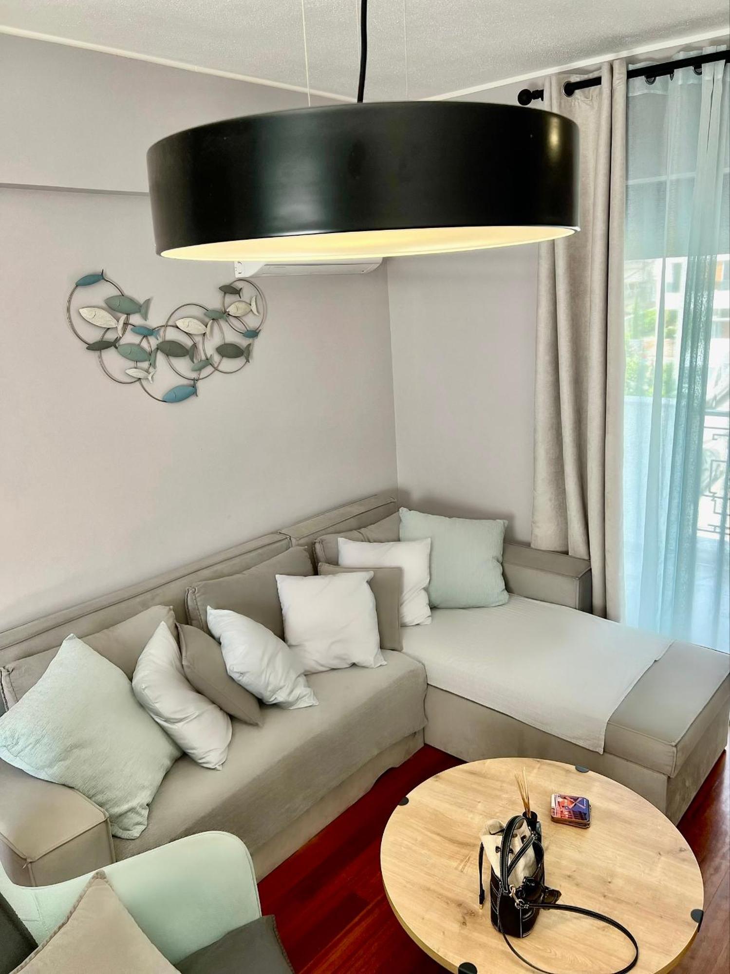 Brand New Brilliant Apartment At Athenian Riviera Exteriör bild